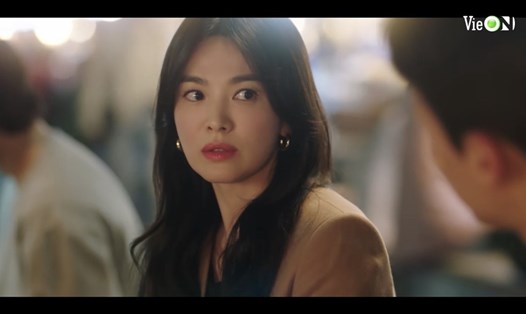 Song Hye Kyo gặp đối thủ trong tập mới "Bây giờ, chúng ta đang chia tay". Ảnh: NSX