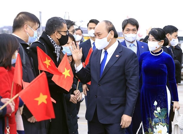 Chủ tịch nước Nguyễn Xuân Phúc và Phu nhân cùng đoàn đại biểu cấp cao Việt Nam rời Thuỵ Sĩ, kết thúc tốt đẹp chuyến chính thức Liên bang Thụy Sĩ. Ảnh: TTXVN
