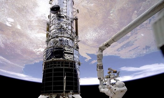 Phi hành gia từng đến kính viễn vọng không gian Hubble để sửa chữa và bảo dưỡng 5 lần. Ảnh: NASA