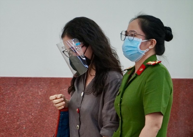 Nữ đại gia Lê Thị Thanh Thúy bật khóc khi nói lời sau cùng tại tòa