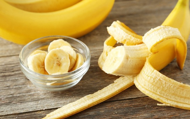 ĂN CHUỐI CÓ LÀM ĐẸP DA KHÔNG