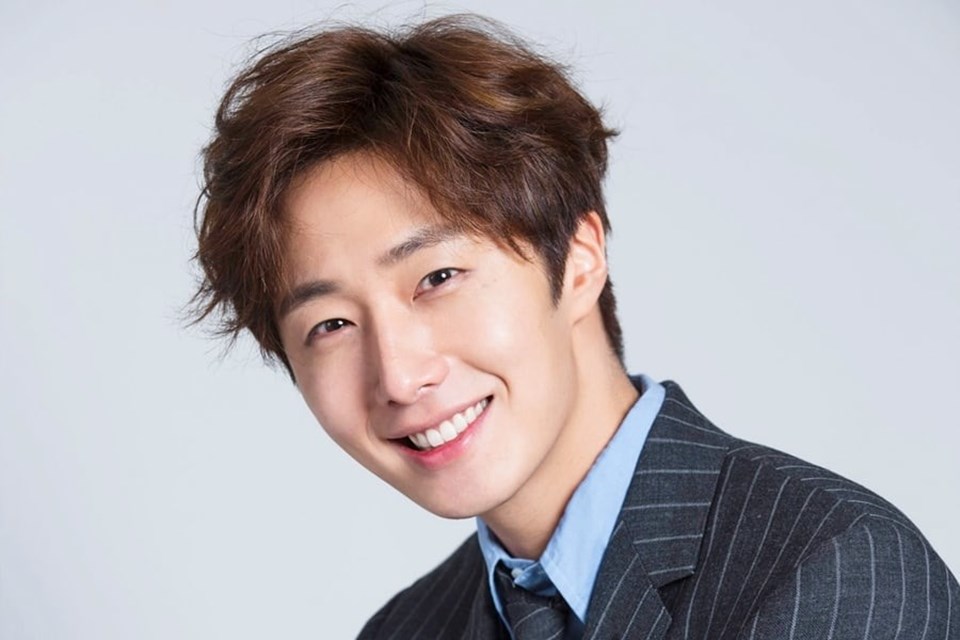 Jung Il Woo hiện đang nghỉ ngơi sau khi gặp chấn thương trên phim trường. Ảnh: AFP. Jung Il Woo hiện đang nghỉ ngơi sau khi gặp chấn thương trên phim trường. Ảnh: AFP.