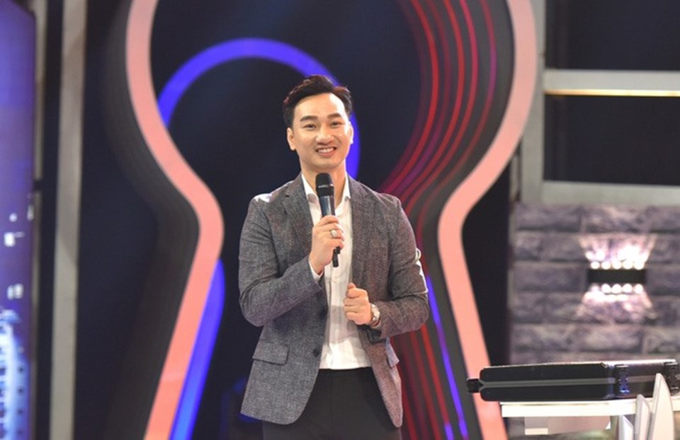 MC Thành Trung tại "Cơ hội cho ai". Ảnh: NSX. MC Thành Trung tại "Cơ hội cho ai". Ảnh: NSX.
