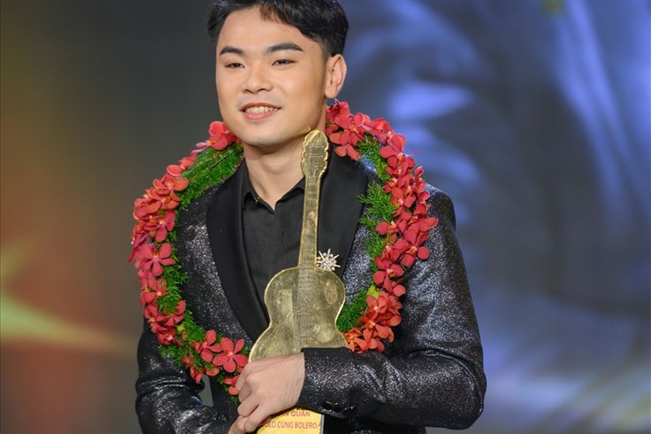 Hát hit Mạnh Quỳnh, Trường Sang “ẵm” giải Quán quân Solo cùng Bolero mùa 7 Hát hit Mạnh Quỳnh, Trường Sang “ẵm” giải Quán quân Solo cùng Bolero mùa 7