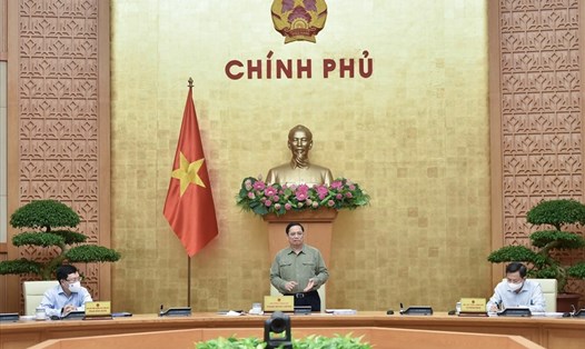 Thủ tướng Phạm Minh Chính chủ trì phiên họp Chính phủ thường kỳ tháng 10.2021. Ảnh: Nhật Bắc