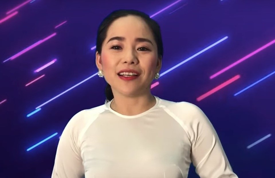 Nghinh Lộc thử sức dẫn chương trình. Ảnh: Khang. Nghinh Lộc thử sức dẫn chương trình. Ảnh: Khang.