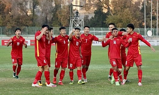 Hồ Thanh Minh (số 16) ghi bàn duy nhất giúp U23 Việt Nam thắng U23 Myanmar chiều 2.11. Ảnh: VFF