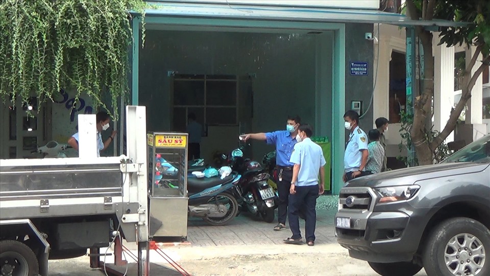 Lực lượng chức năng kiểm tra dấu hiệu kinh doanh đa cấp trái phép "Hộ kinh doanh số 5 đường 32"