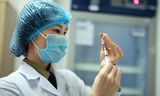 Thúc đẩy sản xuất vaccine, trang thiết bị, thuốc điều trị COVID-19 trong nước. Ảnh minh hoạ: Hải Nguyễn