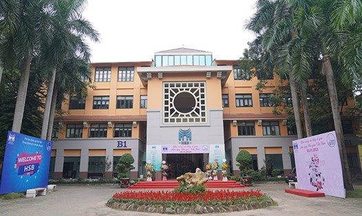 Đại học Quốc gia Hà Nội thành lập Trường Quốc tế và Trường Quản trị và Kinh doanh. Ảnh: VNU