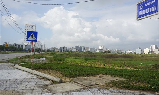 Khu đất liên quan đến vụ tranh chấp hợp đồng chuyển nhượng quyền sử dụng đất và yêu cầu bồi thường thiệt hại giữa SUDICO và Land Hà Hải. Ảnh: Thanh Chung