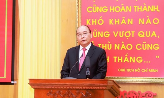 Chủ tịch nước Nguyễn Xuân Phúc phát biểu tại cuộc làm việc với Bộ Tư lệnh Quân khu 4. Ảnh: Thành Duy/Báo Nghệ An.