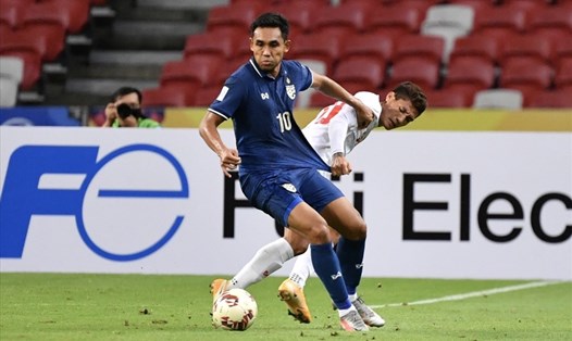Teerasil Dangda lập cú đúp giúp tuyển Thái Lan thắng Myanmar 4-0 tối 11.12. Ảnh: Siam Sport