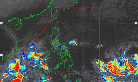 Vùng áp thấp gần Philippines dự kiến mạnh lên thành bão. Ảnh: PASAGA