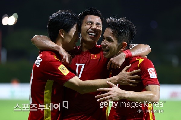 Công Phượng, Văn Thanh và Hồng Duy... đều có tên trong danh sách ứng viên Quả bóng vàng nam Việt Nam 2021. Ảnh: Getty