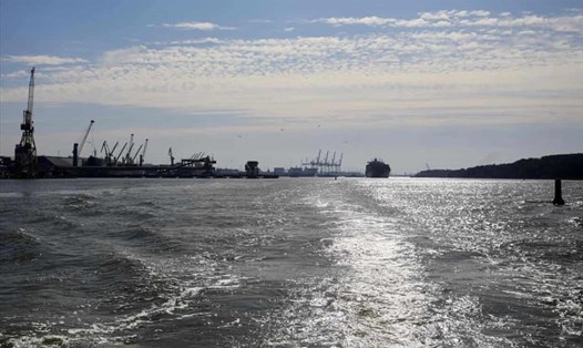 Hai tàu chở hàng đã va chạm vào ngày 13.12 trong điều kiện sương mù ở Biển Baltic, Đan Mạch, làm hai người mất tích. Ảnh: AFP