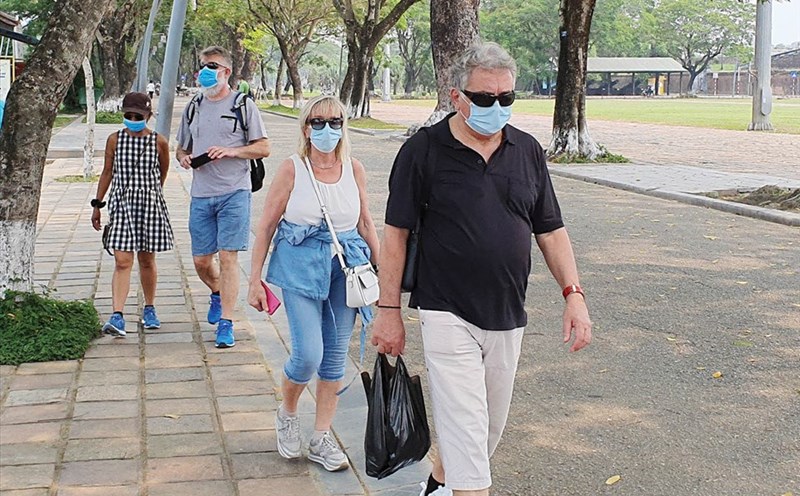 Huế sẽ đón khách du lịch quốc tế trở lại vào cuối tháng 12.2021. Ảnh: Từ Ân