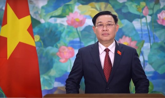 Chủ tịch Quốc hội Vương Đình Huệ phát biểu trực tuyến ghi hình tại Hội nghị APPF-29. Ảnh: Quochoi.vn