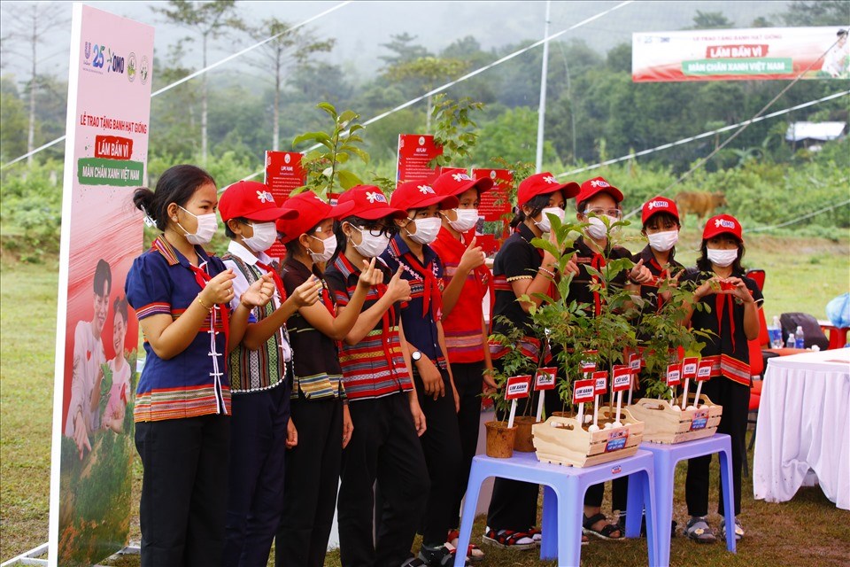 Hoạt động thuộc chiến dịch “Lấm bẩn vì màn chắn xanh Việt Nam” 2021