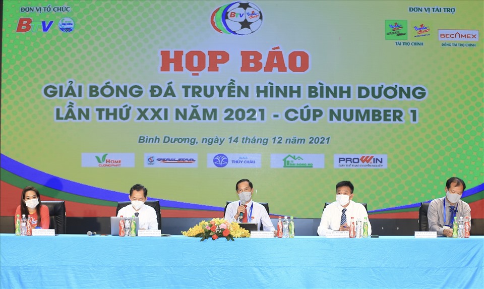 Ban tổ chức giới thiệu về BTV Cup 2021. Ảnh: D.P