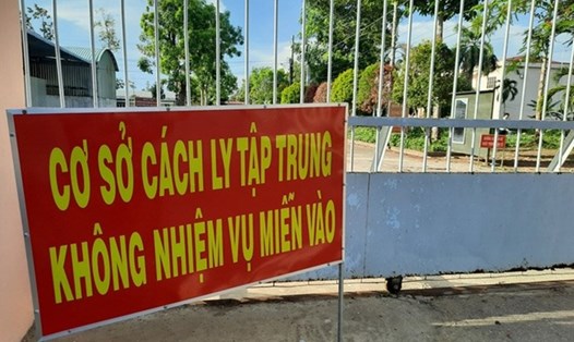 Bộ Y tế đề nghị Ninh Bình rút văn bản yêu cầu người về từ Hà Nội phải cách ly. Ảnh: Nhật Hồ.