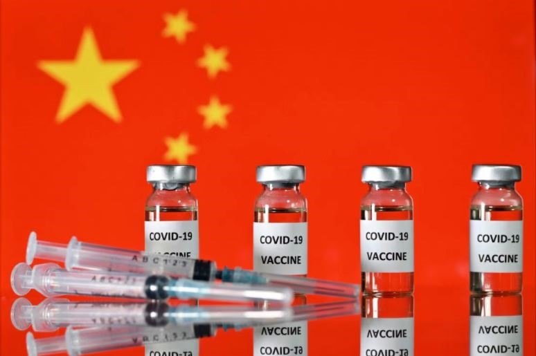 Xét nghiệm nhanh và phủ rộng vaccine giúp Trung Quốc thành công ứng phó COVID-19. Ảnh: AFP