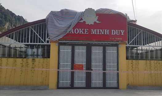Cơ sở kinh doanh dịch vụ karaoke Minh Duy (tại xã Ninh Hòa, huyện Hoa Lư, Ninh Bình) mở cửa phục vụ khách hát karaoke nguy cơ làm lây lan dịch bệnh COVID-19. Ảnh: NT