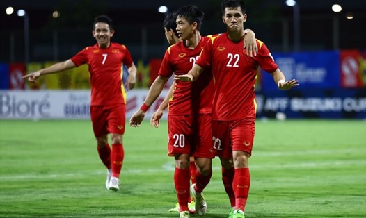 Tuyển Việt Nam đụng độ Thái Lan tại bán kết AFF Cup 2020. Ảnh: AFP