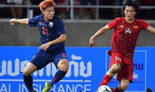Tuyển Việt Nam và Thái Lan là ứng viên nặng ký nhất cho ngôi vô địch AFF Cup 2020. Ảnh: FAT