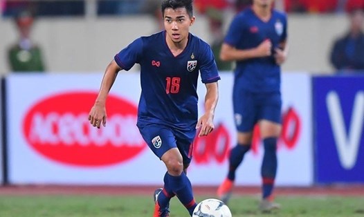 Chanathip Songkrasin đã sẵn sàng để thi đấu trước tuyển Việt Nam ở bán kết AFF Cup 2020. Ảnh: FAT