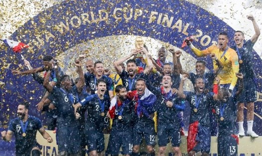 Đội tuyển Pháp đang nắm giữ cúp vàng World Cup. Ảnh: FIFA