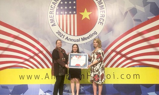 Herbalife Việt Nam vinh dự nhận Giải thưởng Trách nhiệm xã hội Doanh nghiệp 2021 vì những đóng góp tích cực cho cộng đồng và xã hội.