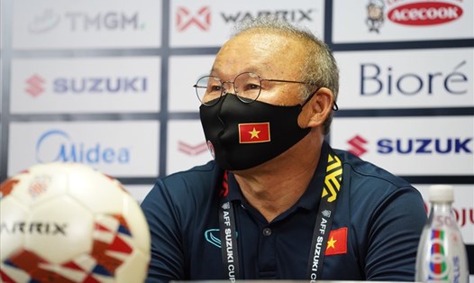 Huấn luyện viên Park Hang-seo không lo lắng khi tuyển Việt Nam đối đầu Thái Lan. Ảnh: AFF