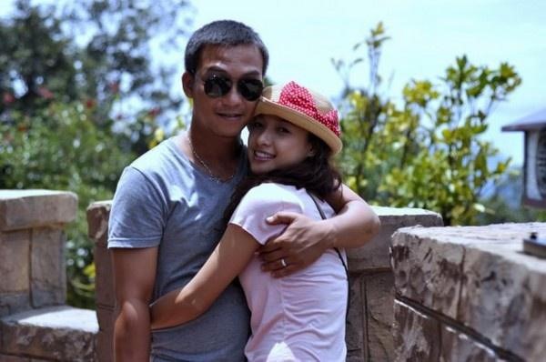 Lê Bê La của "Cổng mặt trời" và đạo diễn Hải Thanh thuở còn mặn nồng. Ảnh:  NSCC.