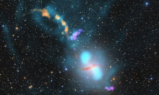 Thiên hà Centaurus A với hố đen ở tâm. Ảnh: Đại học bang Louisiana, ICRAR/Curtin