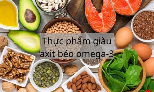 Người mắc bệnh gan nhiễm mỡ nên ăn uống thực phẩm giàu axit béo omega 3. Đồ họa: Thanh Ngọc