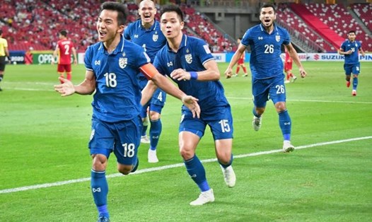 Chanathip Songkrasin lập cú đúp cho tuyển Thái Lan giúp đội nhà thắng tuyển Việt Nam 2-0. Ảnh: ST