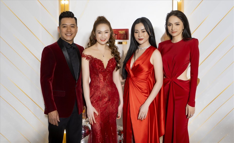 Dàn sao hội ngộ trong tiệc cuối năm của vợ chồng ca sĩ Tuấn Hưng. Ảnh: NVCC Dàn sao hội ngộ trong tiệc cuối năm của vợ chồng ca sĩ Tuấn Hưng. Ảnh: NVCC