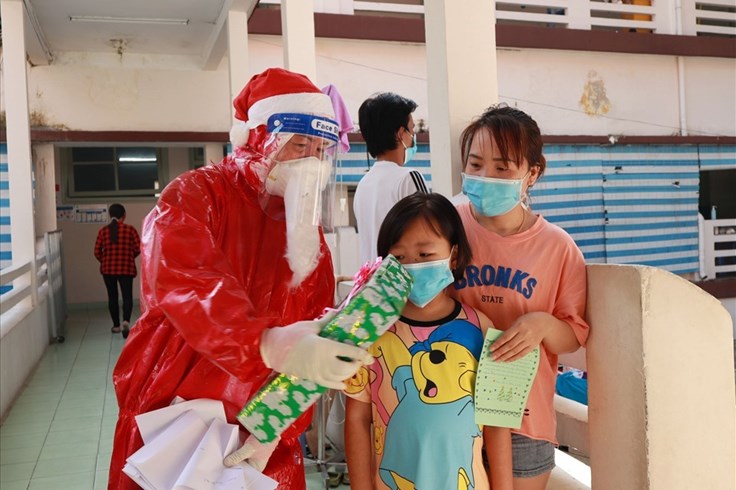 Nhịp sống 24h: Noel đặc biệt của những bệnh nhi Nhịp sống 24h: Noel đặc biệt của những bệnh nhi