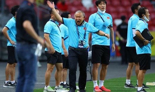 Huấn luyện viên Park Hang-seo trong trận đấu giữa tuyển Việt Nam và Thái Lan ở bán kết lượt đi AFF Cup 2020. Ảnh: AFP