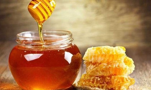 Mật ong hỗ trợ điều trị viêm xoang hiệu quả. Ảnh: AFP