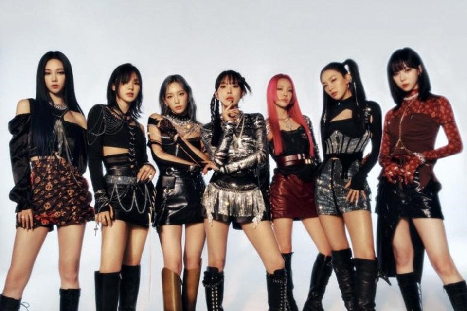 Nhóm nhạc 7 thành viên (từ trái sang) Karina, Wendy, Taeyeon, BoA, Hyoyeon, Seulgi và Winter. Ảnh: Girls on Top Nhóm nhạc 7 thành viên (từ trái sang) Karina, Wendy, Taeyeon, BoA, Hyoyeon, Seulgi và Winter. Ảnh: Girls on Top