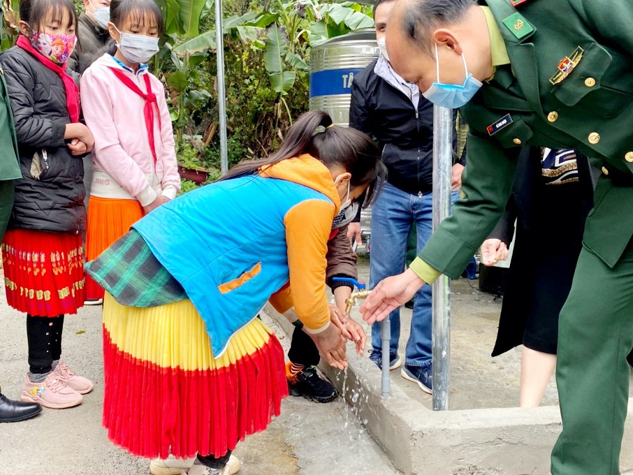 Công trình Nước sạch vùng cao được trao tặng. Ảnh: Truyền thông sự kiện Monre