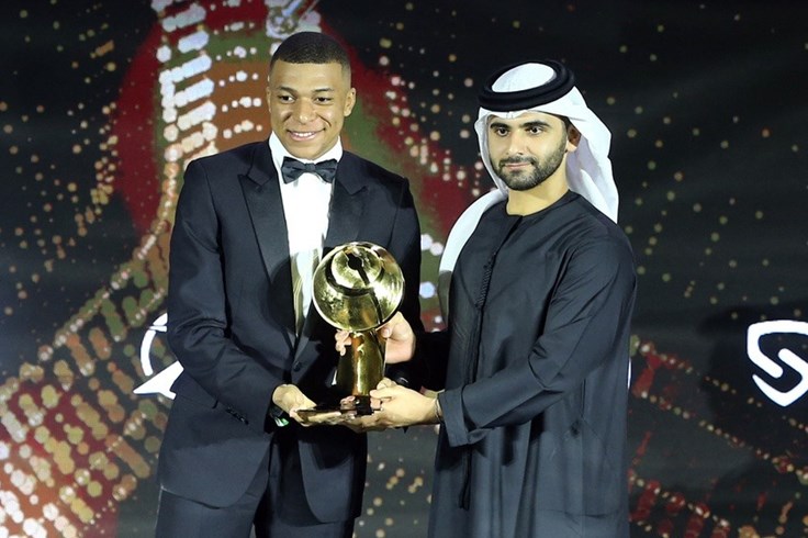 Mbappe giành giải Dubai Globe Soccer Awards