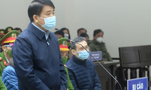 Cựu Chủ tịch UBND TP.Hà Nội - bị cáo Nguyễn Đức Chung tại phiên toà. Ảnh: C.Hùng