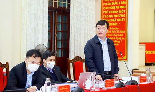 Chủ tịch UBND tỉnh Nghệ An Nguyễn Đức Trung khẳng định sẽ xử lý nghiêm người đứng đầu để xảy ra trì trệ  thủ tục hành chính. Ảnh: Kim Oanh