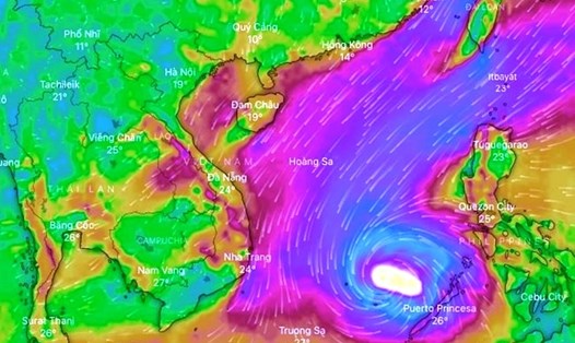Bão Rai xảy ra vào cuối năm 2021 được đánh giá là cơn bão nguy hiểm. Nguồn: NCHMF