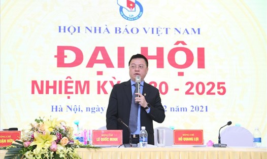 Ông Lê Quốc Minh tái đắc cử Chủ tịch Hội Nhà báo Việt Nam khoá XI. Ảnh T.Vương