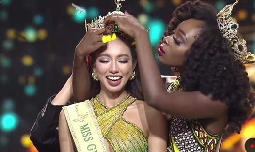Nguyễn Thúc Thùy Tiên đã trở thành Miss Grand International 2021. Ảnh: FB cuộc thi