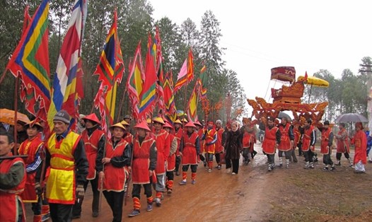 Lễ hội Rước vua Hùng về làng ăn Tết của hai làng Vi - Trẹo, thị trấn Hùng Sơn, Lâm Thao. Ảnh: Quang Thanh